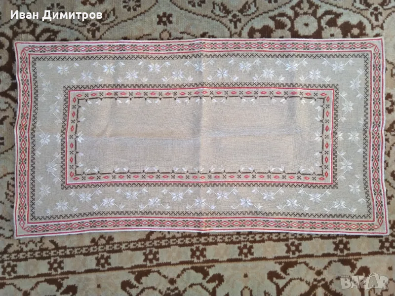 Декоративна покривка, снимка 1