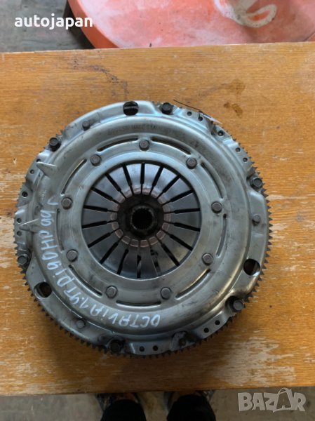 Твърд маховик и комплект съединител Vag Group 1.9TDI Valeo, снимка 1