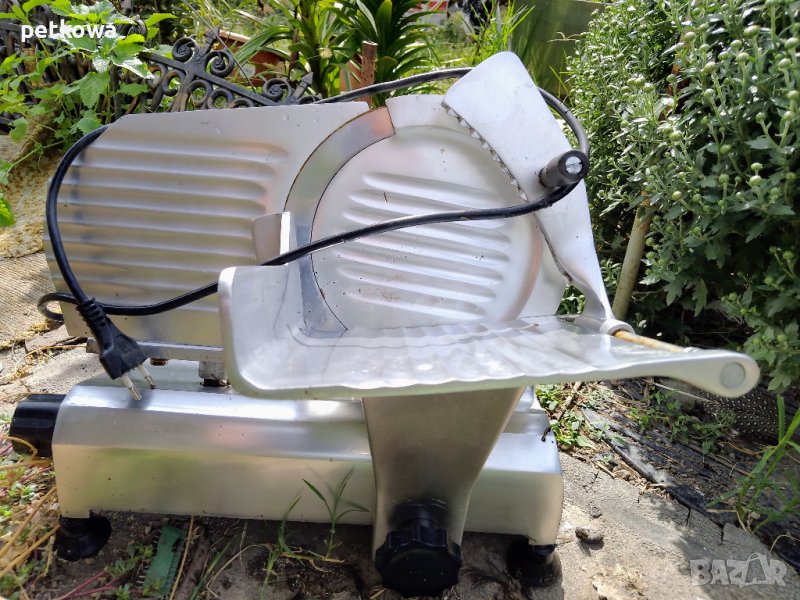 Масивна колбасорезачка, снимка 1