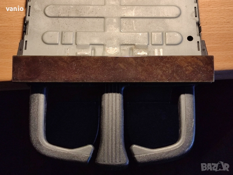 Поставка за кафе Cup holder VW, снимка 1