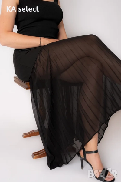 Черна плисирана пола с ефектен дизайн, снимка 1