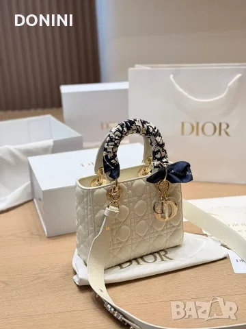 Christian Dior Дамска чанта, кожа, снимка 5 - Чанти - 56347328