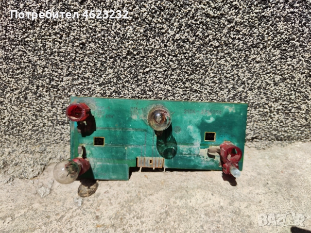 Табло километраж и десен стоп ВАЗ 2104, снимка 9 - Части - 52305596