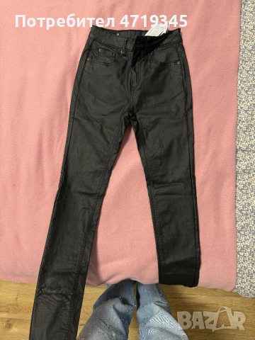 Кожен панталон Stradivarius, снимка 2 - Панталони - 53703031