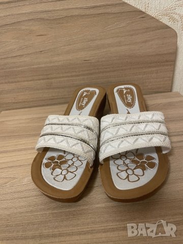 Дамски чехли, снимка 2 - Чехли - 17533838