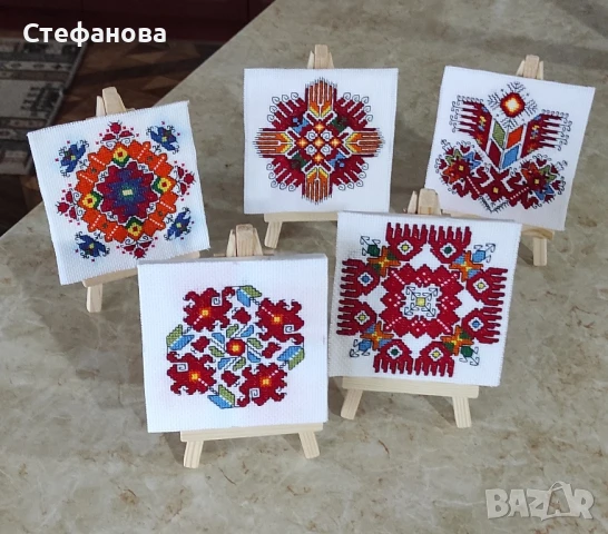 Българска бродерия Шевици, снимка 4 - Декорация за дома - 50613344