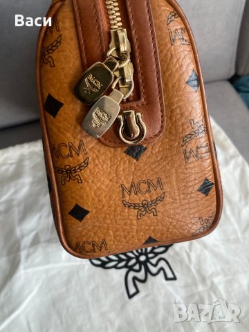 MCM оригинална чанта, снимка 3 - Чанти - 42096989