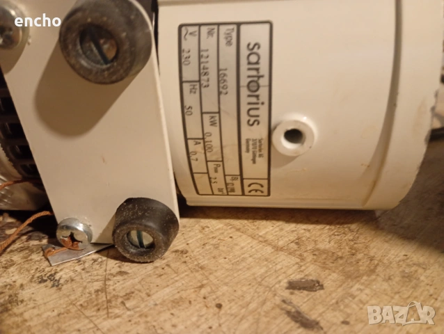 Вакуум помпа sartorius , снимка 3 - Други машини и части - 53506300