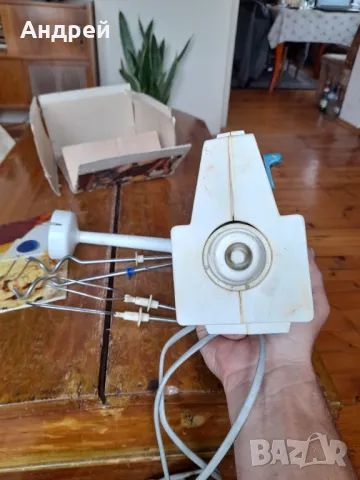 Стар миксер AKA Komet RG 5 #2, снимка 8 - Антикварни и старинни предмети - 47719502