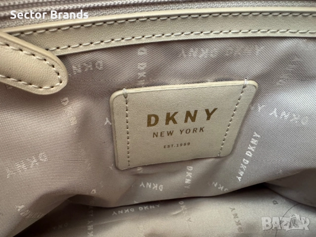 Оригинална чанта DONNA KARAN, снимка 4 - Чанти - 52814868