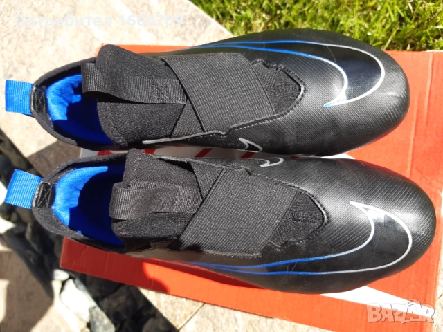 Детски футболни обувки Nike бутонки