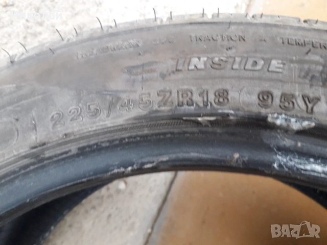 2 броя летни гуми 225/45/18, снимка 4 - Гуми и джанти - 53395315