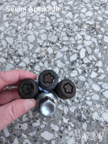 Два модела секретни болтове за BMW , снимка 5 - Аксесоари и консумативи - 53839711