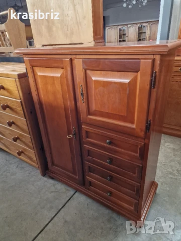 Масивен Шкаф внос от Германия , снимка 1