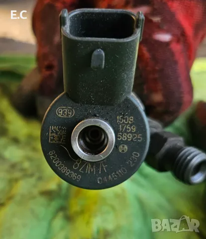 4бр дюзи Bosch Suzuki Vitara 1.9DDiS, снимка 2 - Части - 48511116