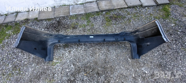 Задна броня caddy 2024, снимка 4 - Части - 53808939