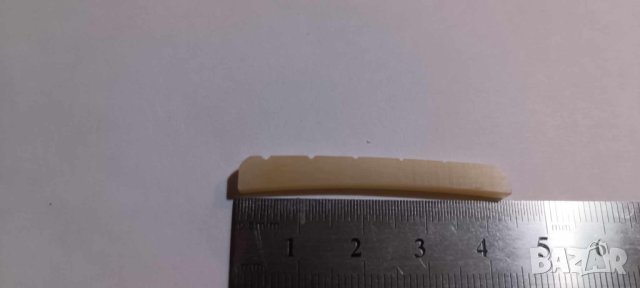 FENDER Natural BONE nut, снимка 4 - Китари - 41565843