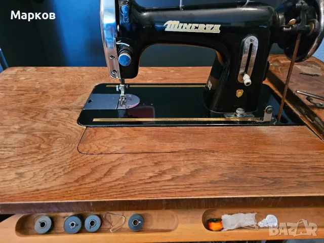 Шевна машина “Minerva”, снимка 4 - Антикварни и старинни предмети - 49664349