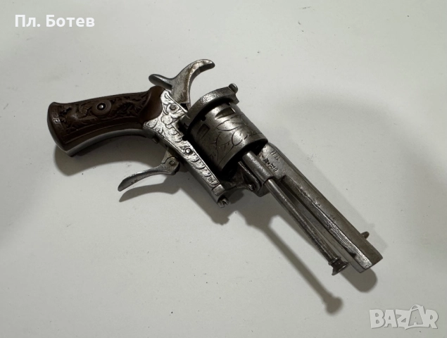 Стар револвер, пистолет, снимка 4 - Антикварни и старинни предмети - 52816884