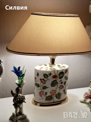 Настолна лампа