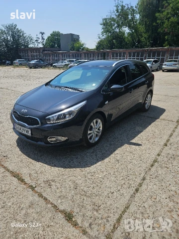 Kia Cee'd 1.6 CRDi 110к.с , снимка 4 - Автомобили и джипове - 51273590