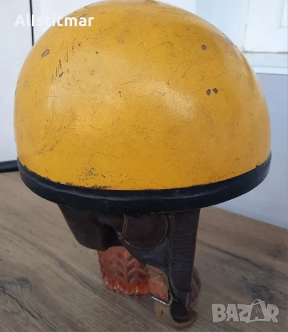 Ретро каска за мотоциклет, жълт цвят, снимка 4 - Антикварни и старинни предмети - 53048701