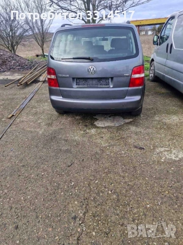 Volkswagen Touran, снимка 4 - Автомобили и джипове - 53330638