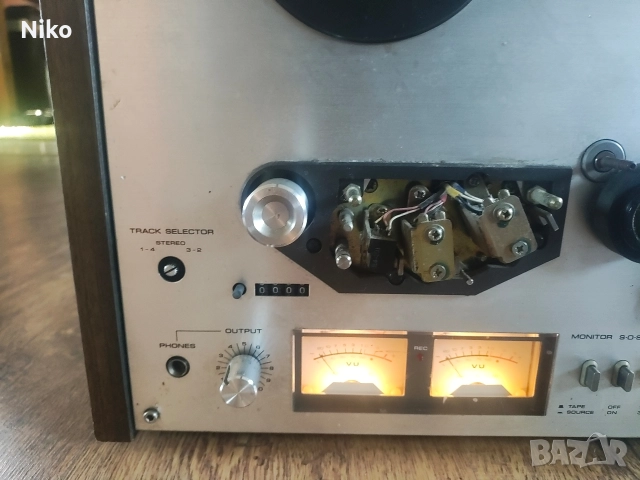 ролков магнетофон akai 4000D, снимка 2 - Декове - 52952437