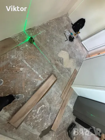 Монтаж на ламиниран паркет, ПВЦ и MDF первази, алуминиеви лайсни за под и стена, снимка 16 - Ремонти на апартаменти - 49788466
