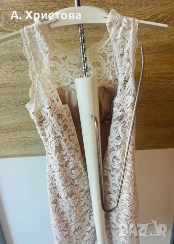Елегантна бяла дантелена рокля, снимка 3 - Рокли - 51273911