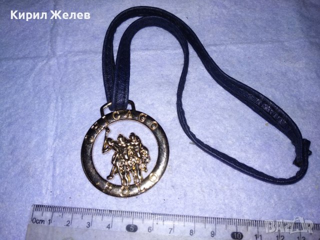CHICAGO POLO КОЛЕКЦИОНЕРСКА РЯДКА ПОЗЛАТЕНА ЕМБЛЕМА ВИСУЛКА на КЛУБ по СПОРТ ПОЛО в ЧИКАГО САЩ 20914, снимка 3 - Колекции - 41860628