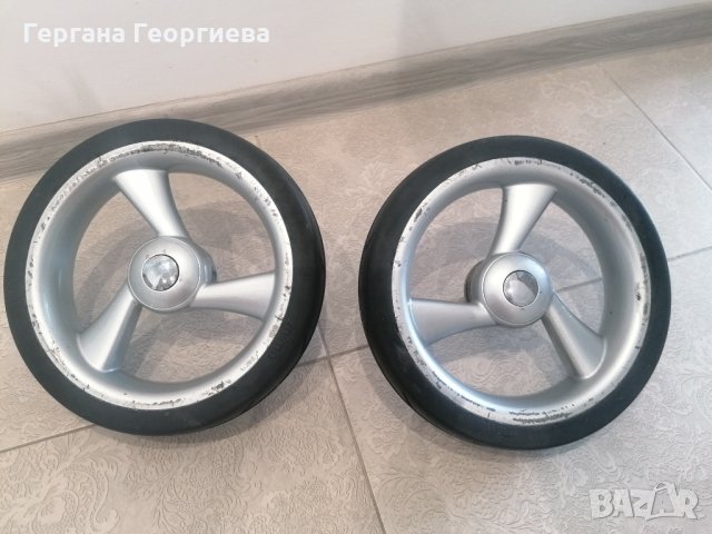 2 броя задни гуми за количка mima xari, снимка 1