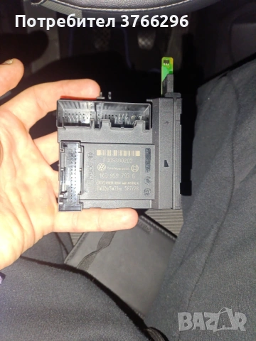 Модул - прозорец за Голф 5 ( предна лява ), снимка 2 - Друга електроника - 53726390