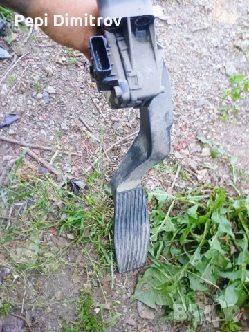 Педал на газта 9202341 Опел Зафира Б 05/10г Opel Zafira B, снимка 2 - Части - 50561288