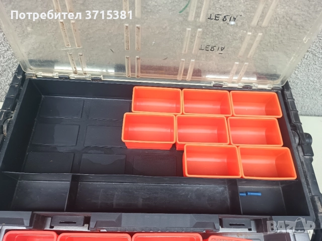 Куфар за инструменти Black & Decker , снимка 4 - Куфари с инструменти - 52166027