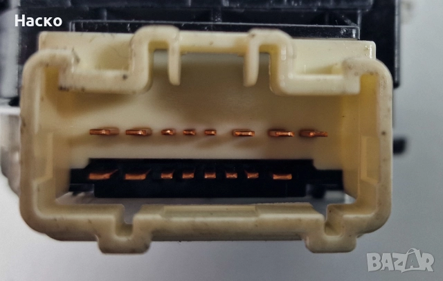 Лостче Светлини Фарове Мигачи Toyota Avensis T25 Тойота Авенсис Т25 2003-2008г 84140-05100, снимка 3 - Части - 52917644