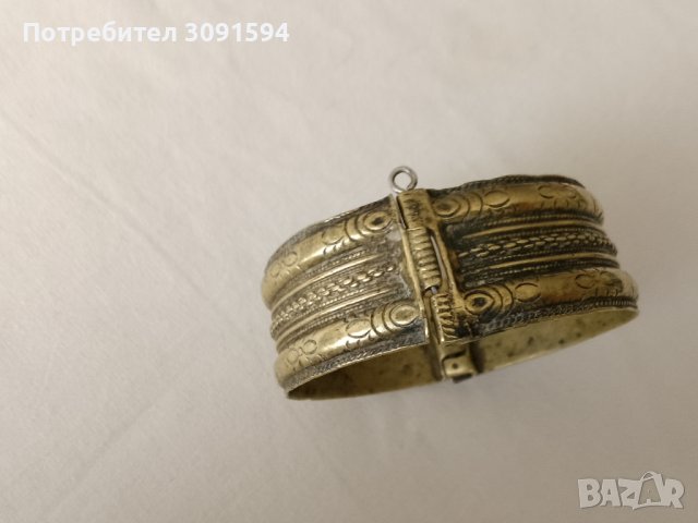 Възрожденска сачанова гривна, снимка 7 - Антикварни и старинни предмети - 41445032