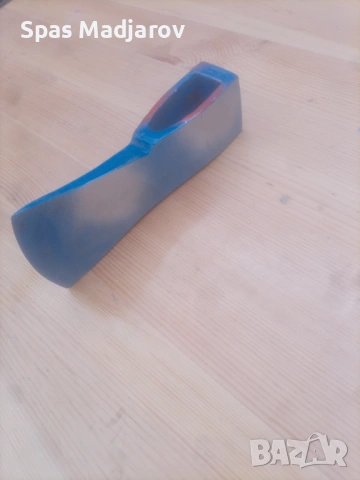 Брадва топор