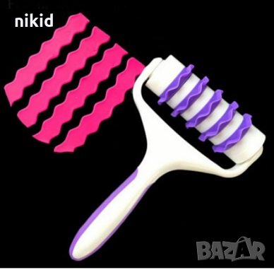 Валяк резец нож ролер за рязане изрязване на вълнообразни ивици ленти тесто 