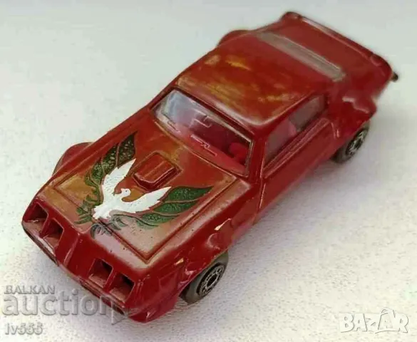 ПРОДАВАМ СТАРА БЪЛГАРСКА МЕТАЛНА КОЛИЧКА - UNIVERSAL/MATCHBOX/PONTIAC 1988, снимка 1 - Колекции - 48676378