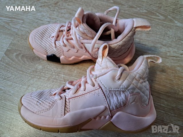 Air Jordan  Кецове за Момиче 29.5