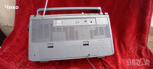 стар японски оригинален радиокасетофон Sanyo , снимка 12 - Антикварни и старинни предмети - 53054234