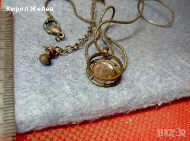 СТАРО ПОСРЕБРЕНО НЕЖНО КОЛИЕ с МЕДАЛЬОН с ФАСЕТИРАН БЛЕСТЯЩ КРИСТАЛ 38793, снимка 7 - Колиета, медальони, синджири - 47336494
