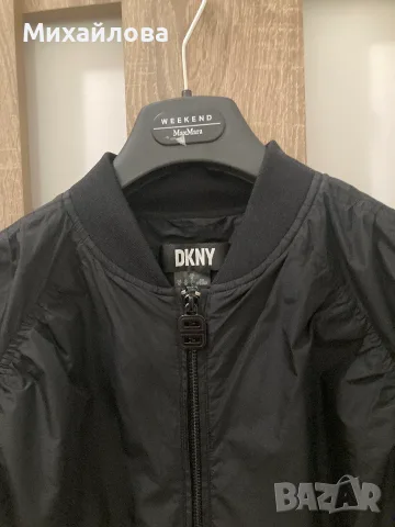 Яке бомбър на DKNY, черено, размер М, снимка 5 - Якета - 56372668