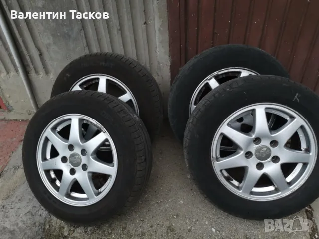 Летни гуми с алуминиеви джанти 195/65/15 VW Touran, снимка 1