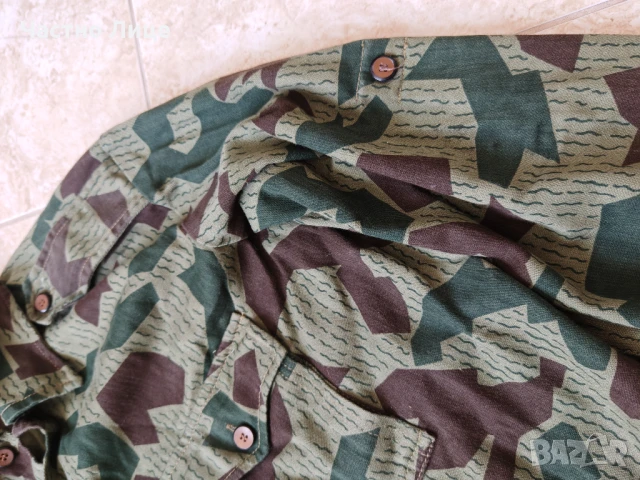 Супер Рядка Българска Соц Военна Камуфлажна Куртка Риза 1980те г, снимка 3 - Антикварни и старинни предмети - 49103709