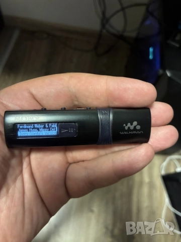 Sony Walkman NWZ-B183F 4GB, снимка 2 - MP3 и MP4 плеъри - 56260226