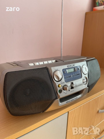 Радиокасетофон Sony с повреда