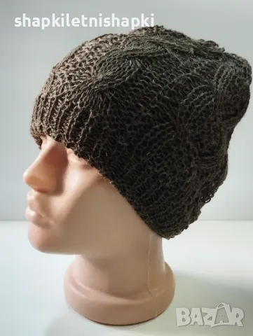 Дамска плетена шапка - 57