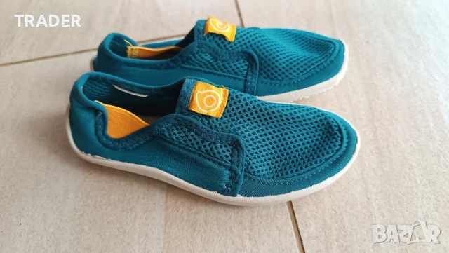 детски аква обувки decathlon, дължина на стелката 17.5 см, снимка 5 - Детски маратонки - 49986385